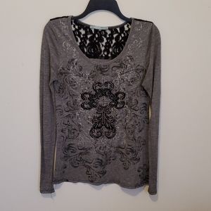 Long sleeve top